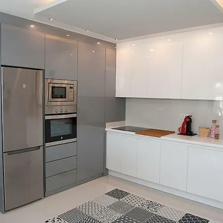 Playa Elisa Bay 108-113 *